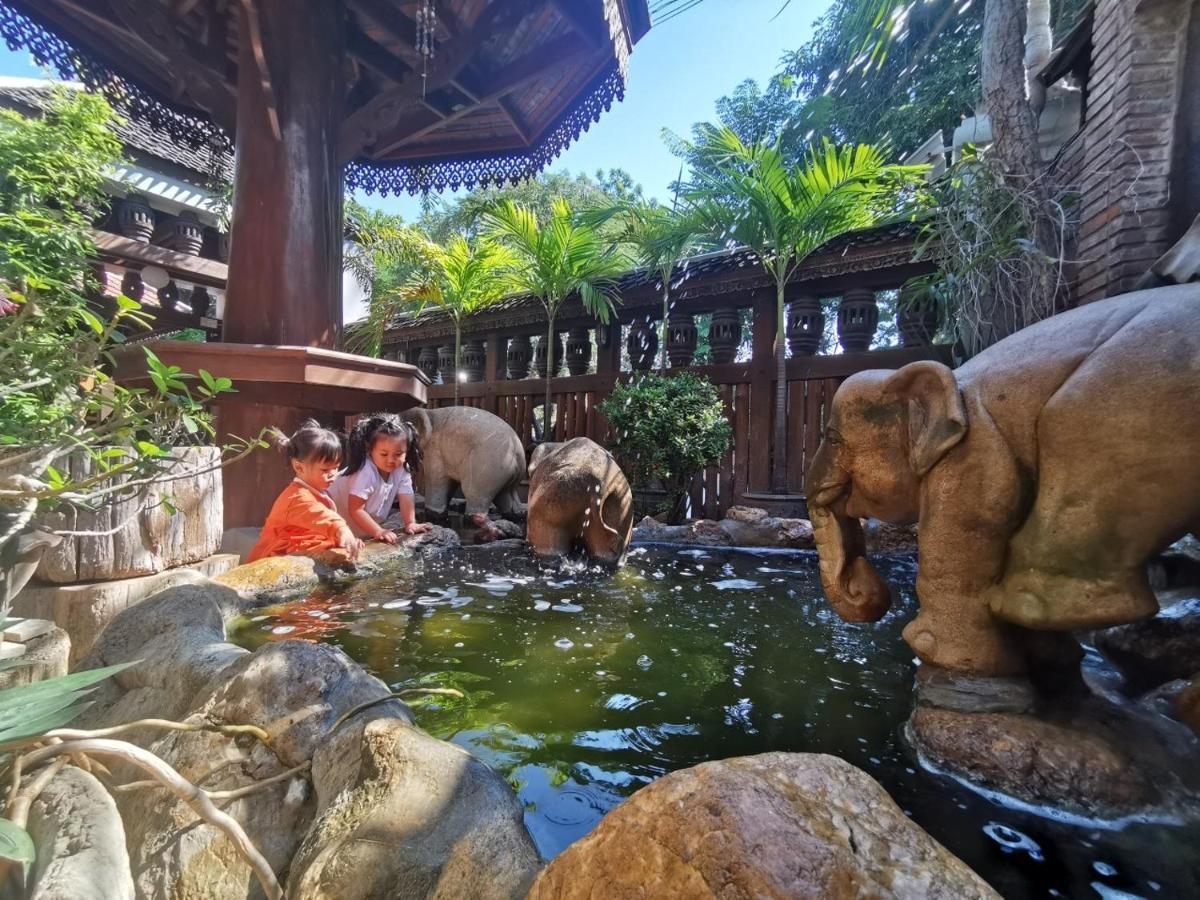 Baanthep Antique Homestay Phrae Luaran gambar