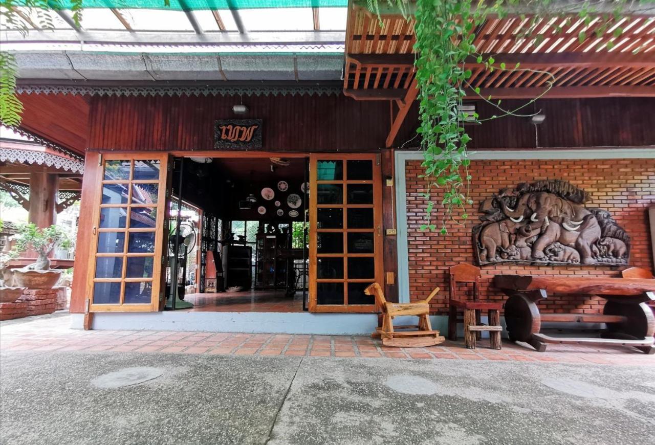 Baanthep Antique Homestay Phrae Luaran gambar