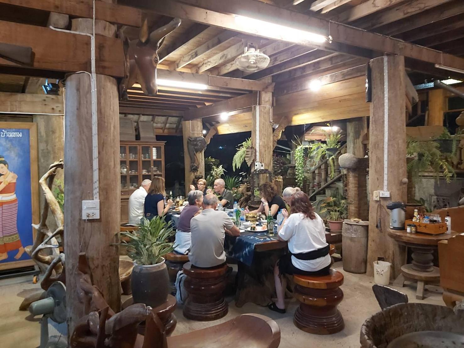 Baanthep Antique Homestay Phrae Luaran gambar
